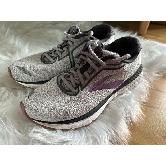 Brooks sneakers andreneline size 8.5 grayish white - Picture 1 of 6